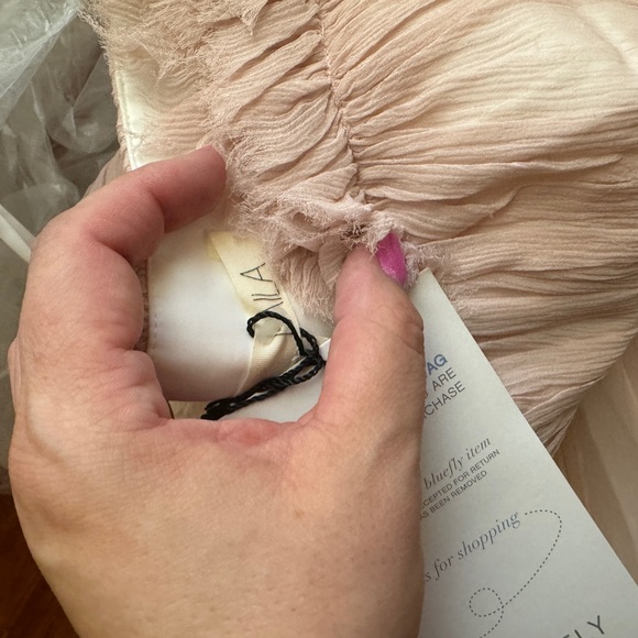 Laila Pink Bubblegum Evening Gown/Dress. Size 10. - Picture 5 of 5